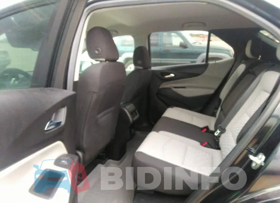 2GNAXHEV7L6228633 Photo# 8