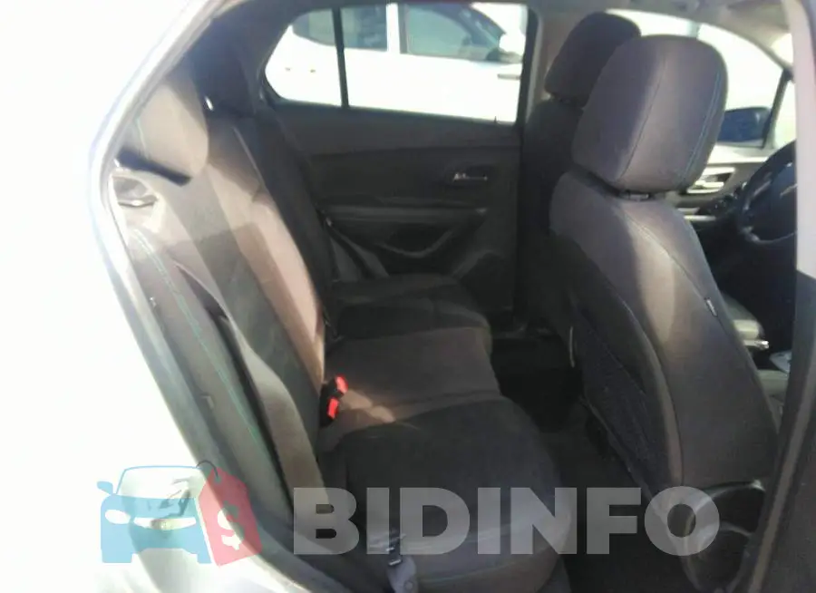 KL7CJKSB6FB232925 Photo# 8