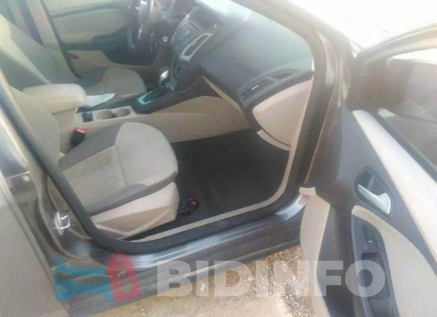 1FADP3F29EL143791 Photo# 5