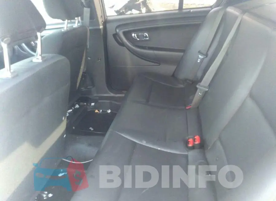 1FAHP2M84DG132482 Photo# 8