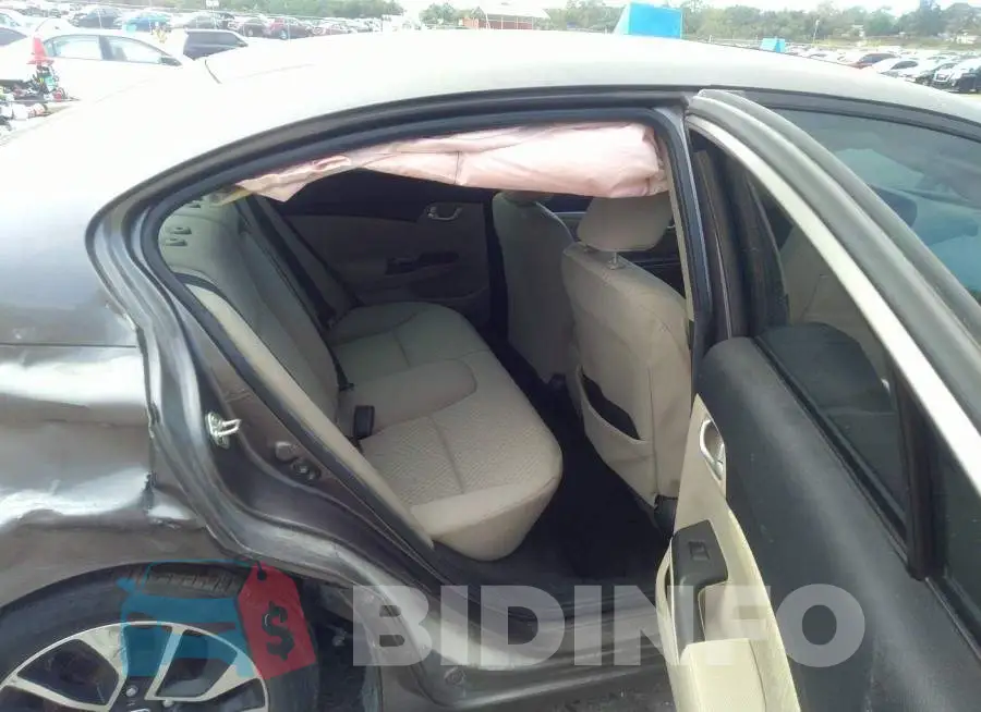 19XFB2F85FE017194 Photo# 8