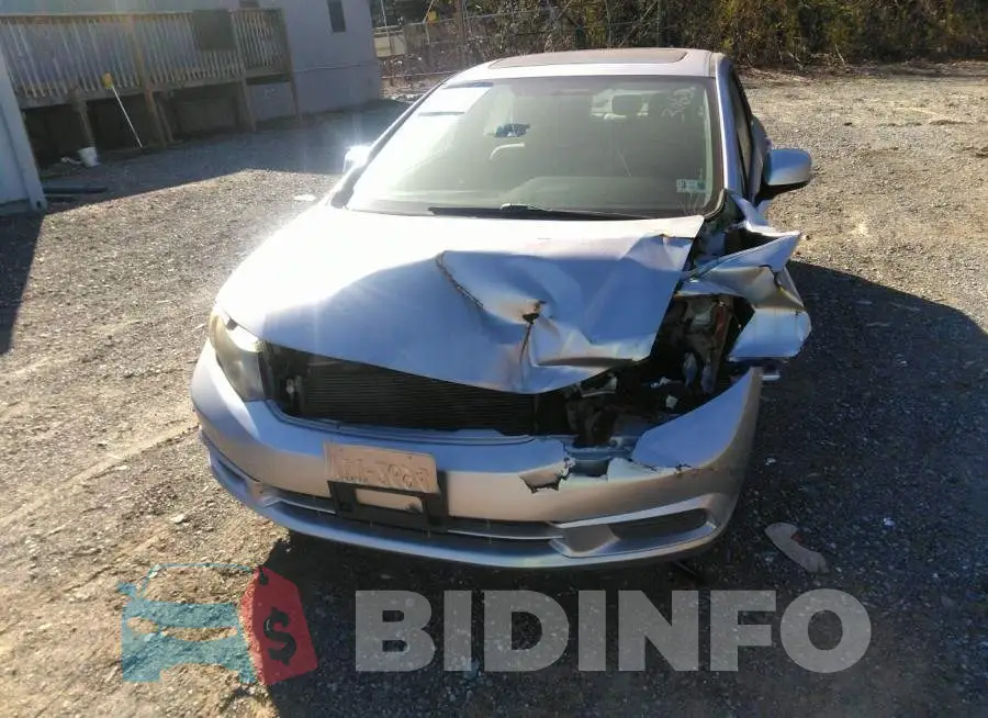 19XFB2F88CE107161 Photo# 6