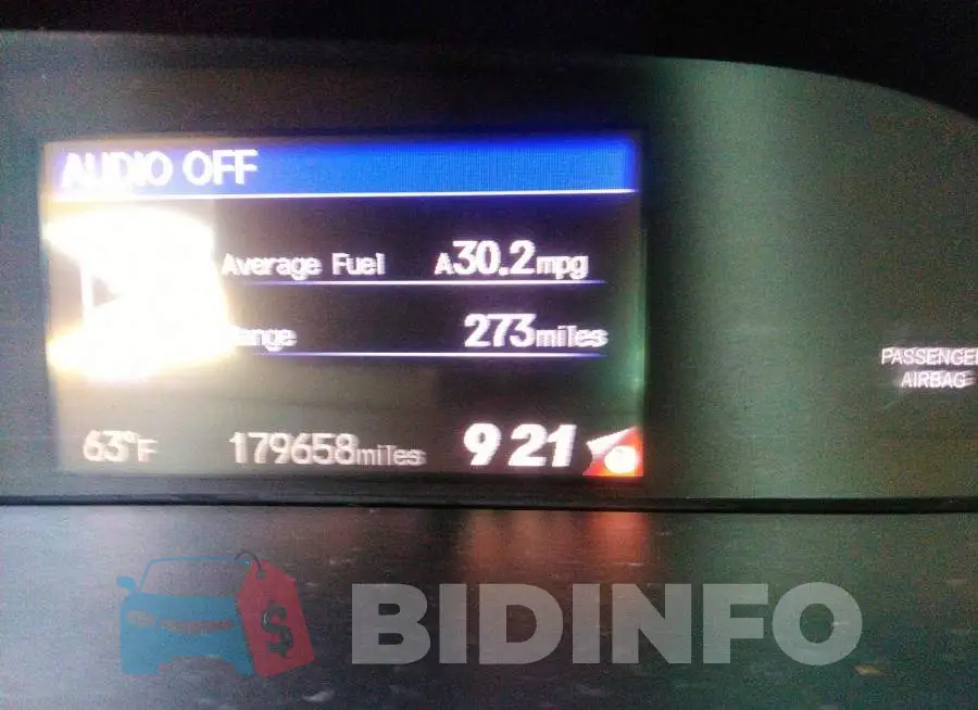 19XFB2F88EE229084 Photo# 7