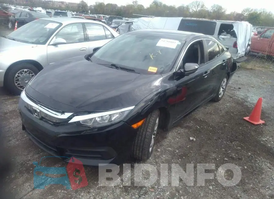19XFC2F50HE013494 Photo# 2