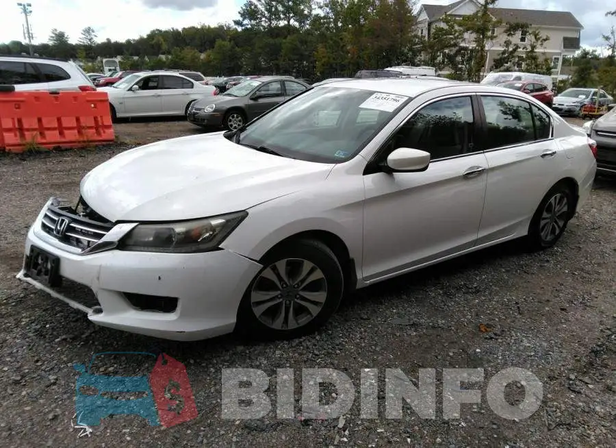 1HGCR2F3XFA181080 Photo# 2
