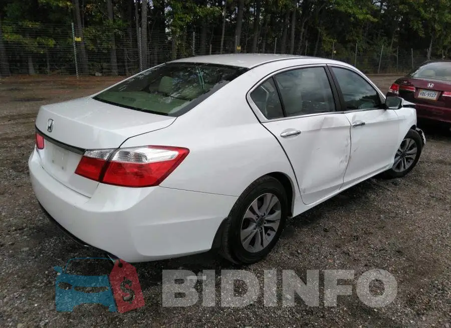 1HGCR2F3XFA181080 Photo# 4