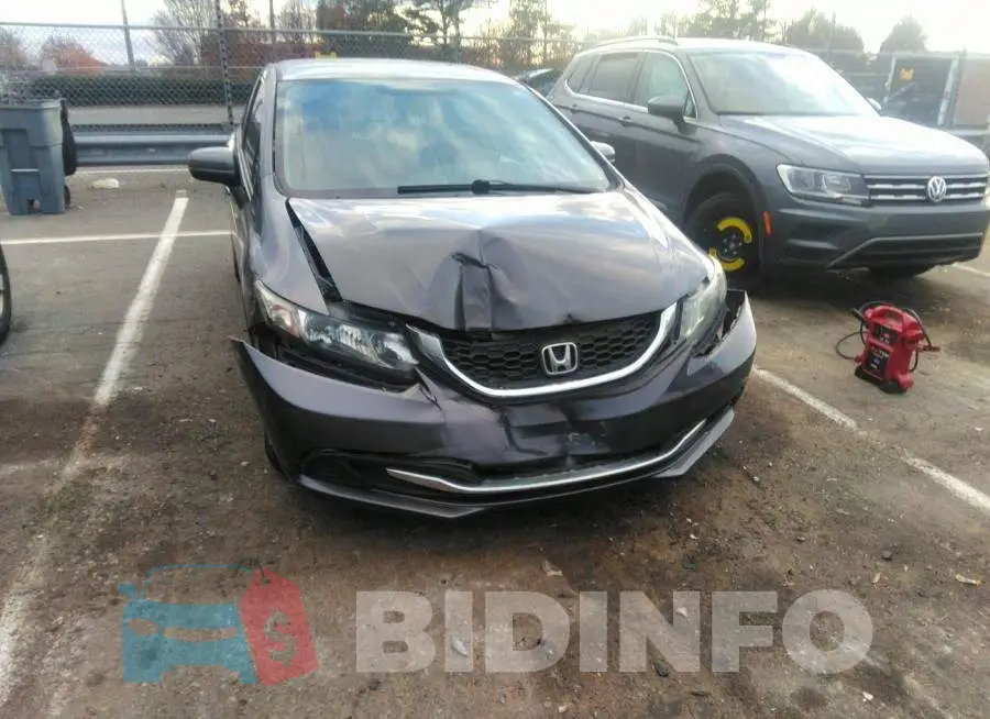 2HGFB2F50FH558018 Photo# 6