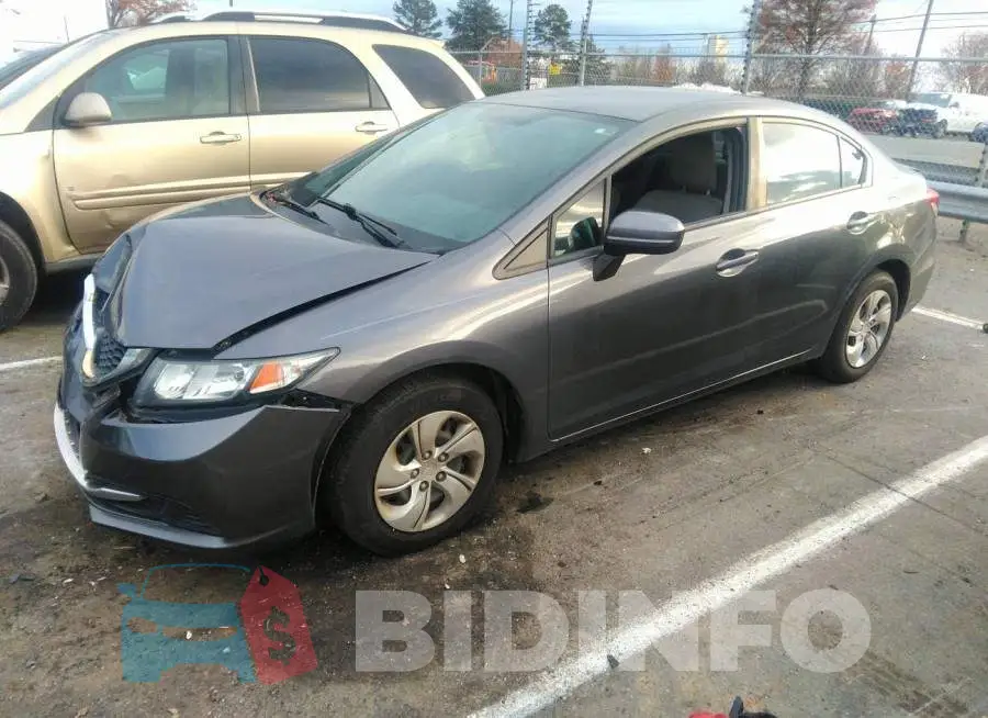 2HGFB2F50FH558018 Photo# 2