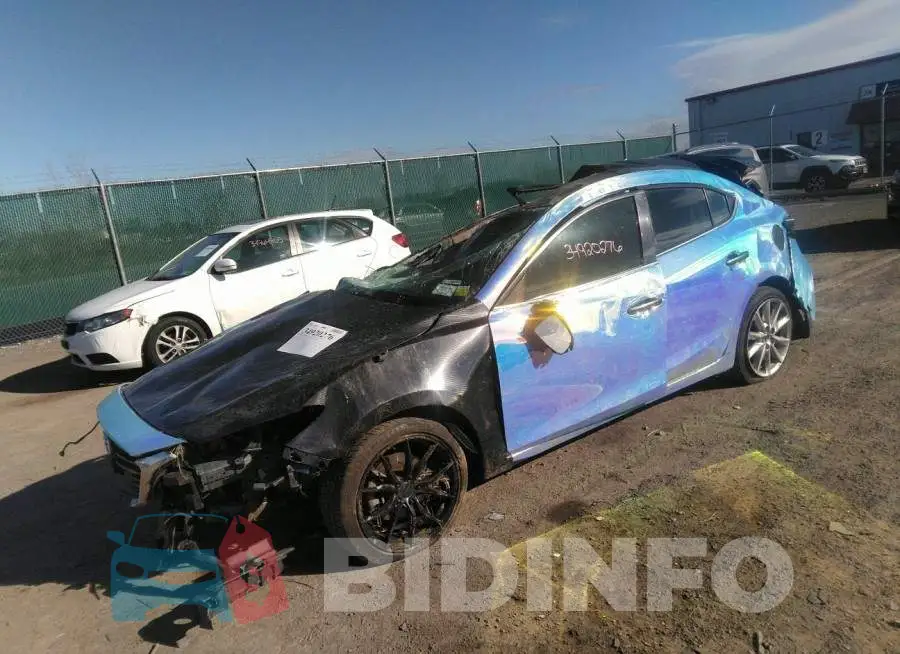 3MZBN1V74HM117432 Photo# 2