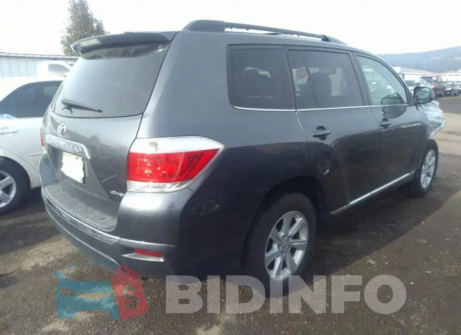 5TDBK3EH1CS097620 Photo# 4