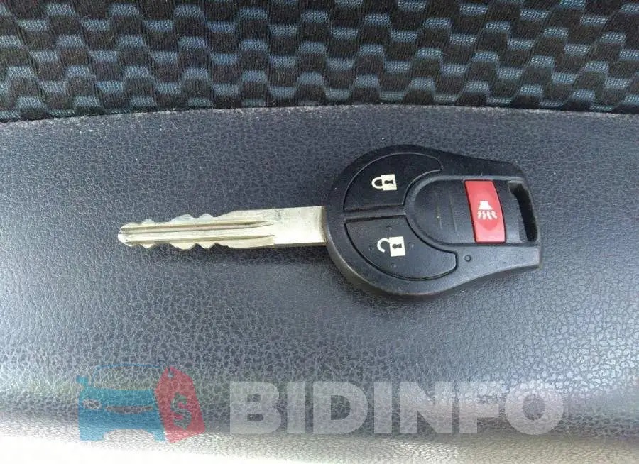 3N1CE2CP1GL351096 Photo# 11