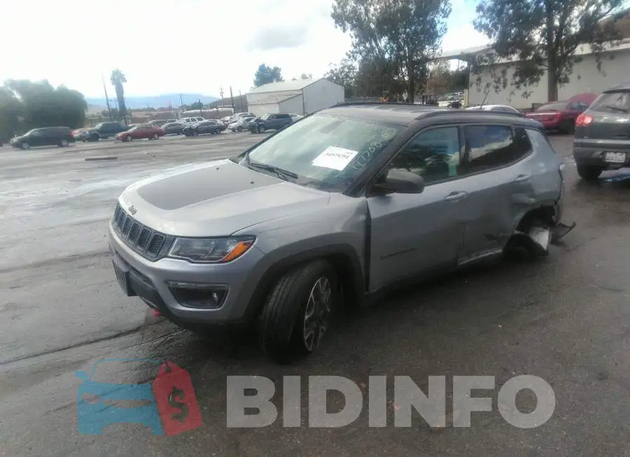 3C4NJDDB9LT177708 Photo# 2