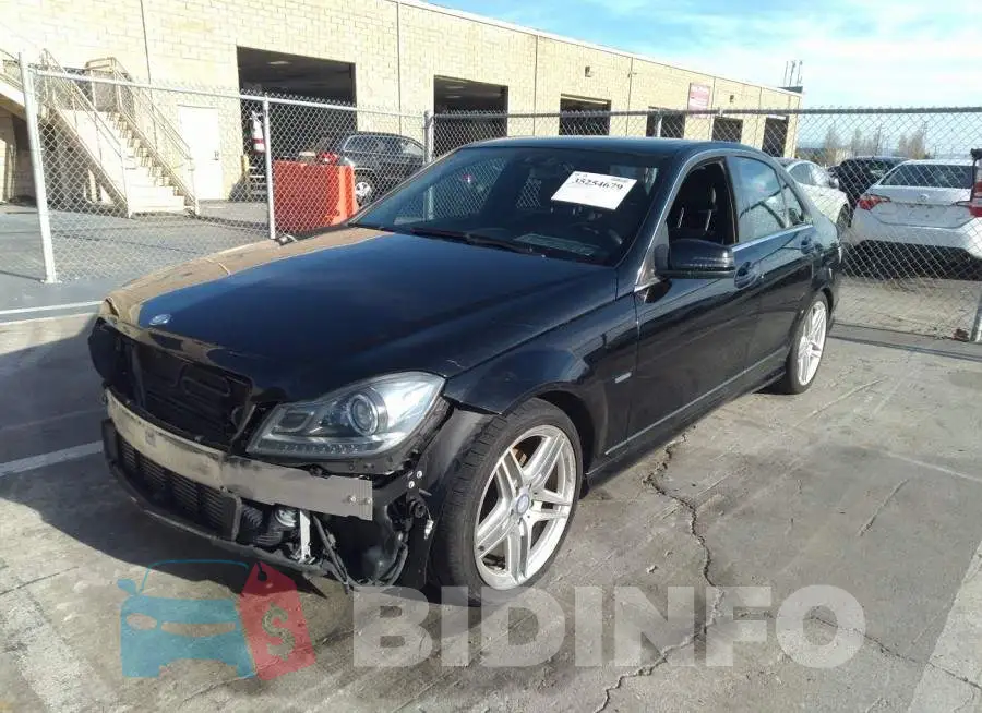 WDDGF4HB4CA648004 Photo# 2