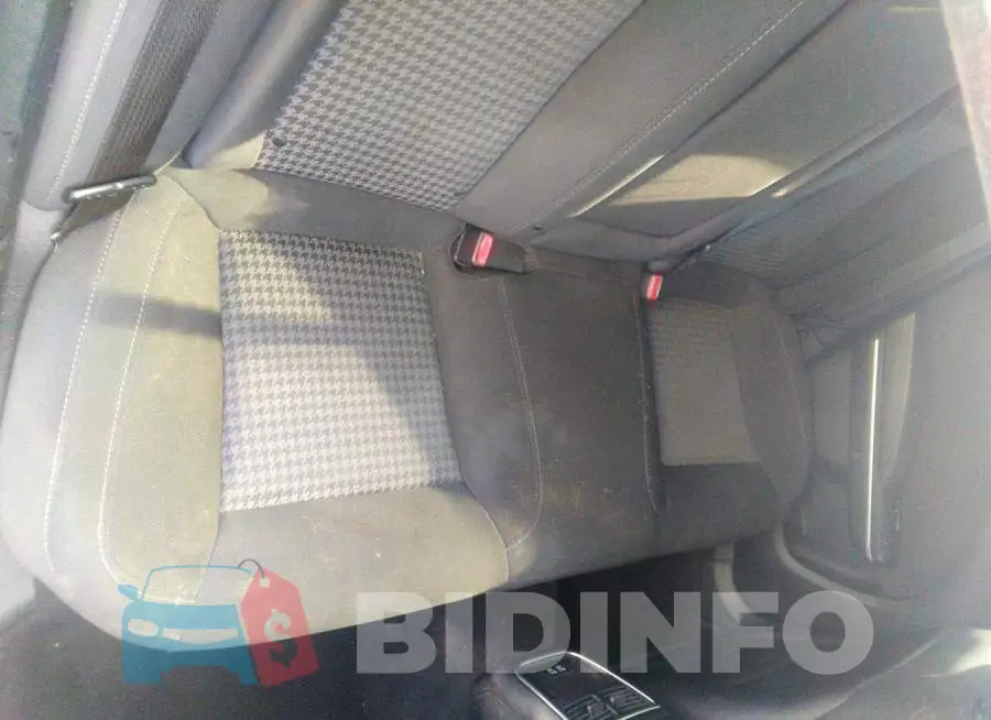 2C3CDXCT5KH575245 Photo# 8