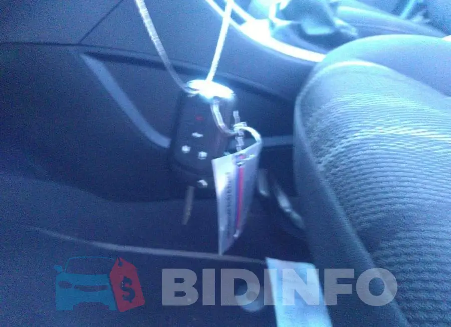 1G1JD5SH3C4171663 Photo# 11