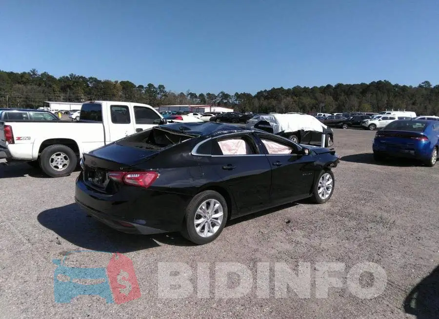 1G1ZD5ST4LF092028 Photo# 4