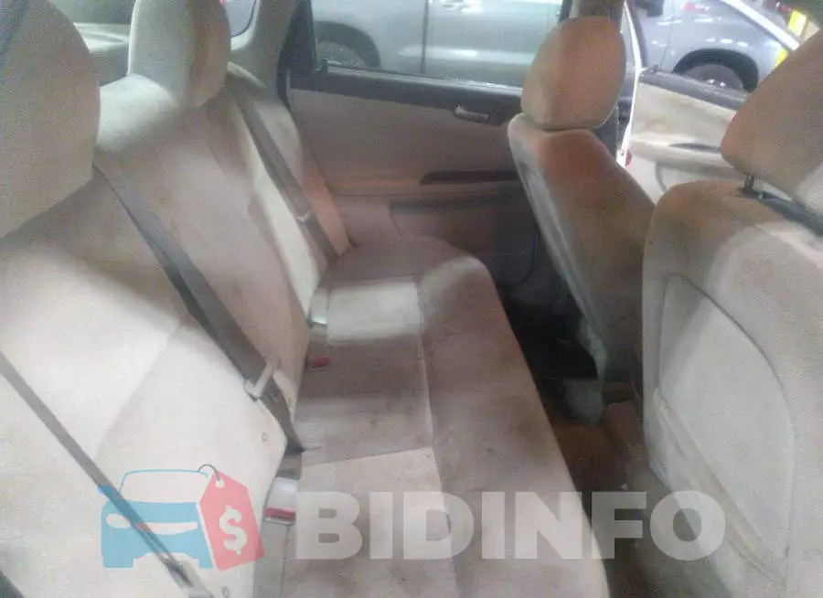 2G1WB5E36E1106381 Photo# 8