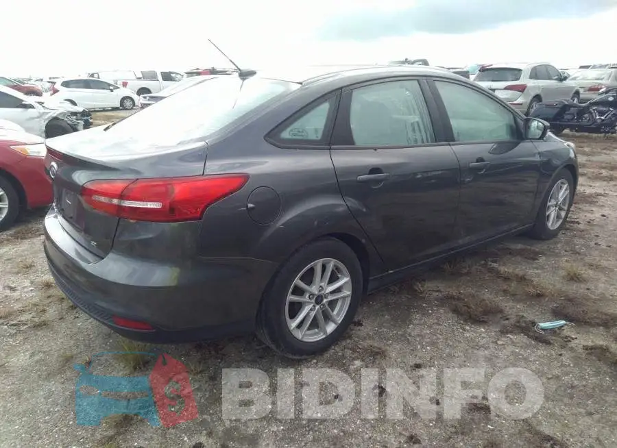 1FADP3F24HL338315 Photo# 4