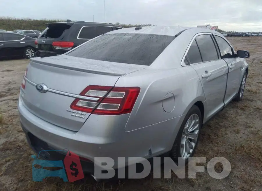 1FAHP2F83FG176912 Photo# 4