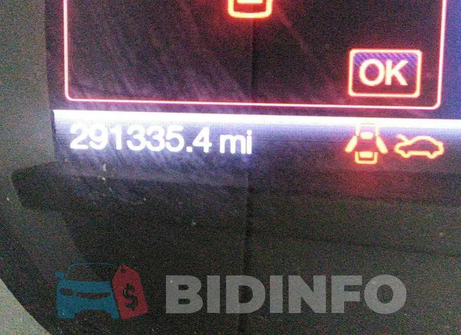 3FA6P0HR2DR218882 Photo# 7