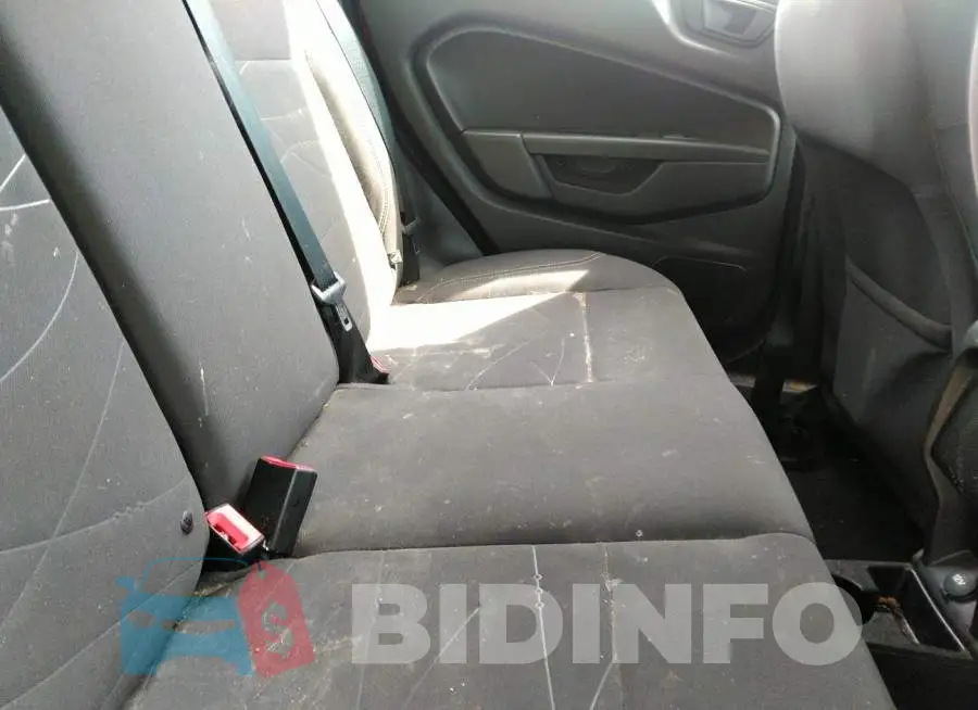 3FADP4EJ4HM130481 Photo# 8