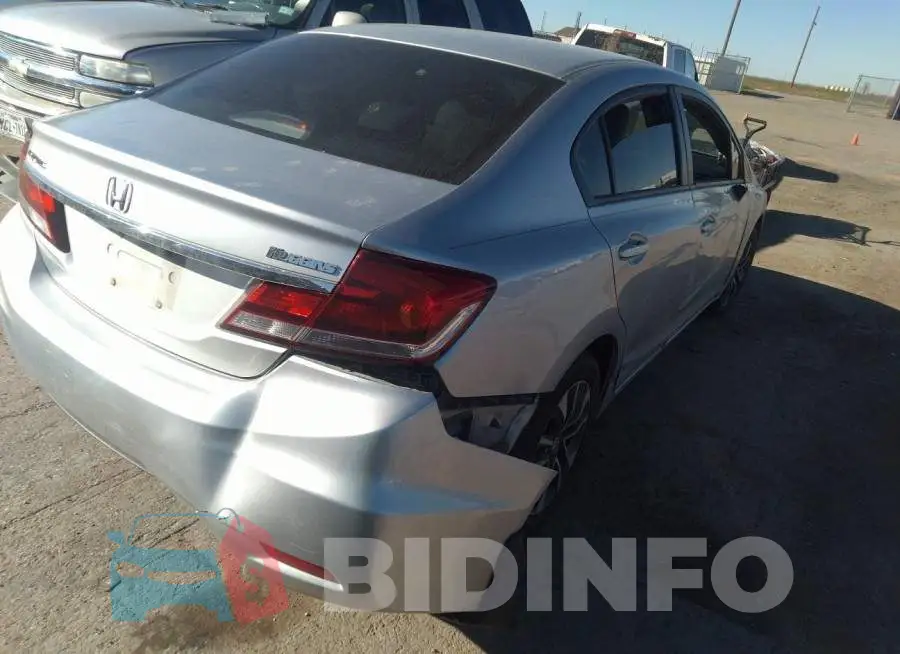 19XFB2F8XDE074231 Photo# 4