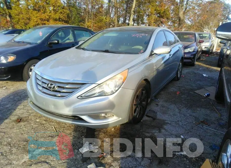 5NPEC4AC9CH354197 Photo# 2