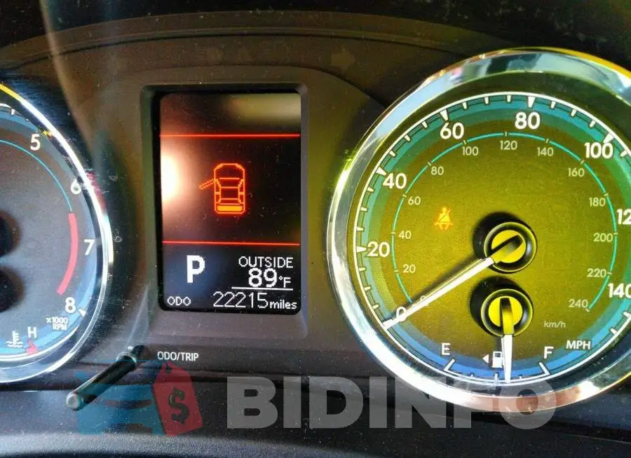 2T1BURHE0HC848821 Photo# 7