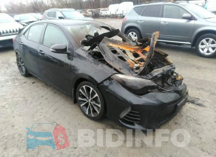 2T1BURHE4JC993513 Photo# 1