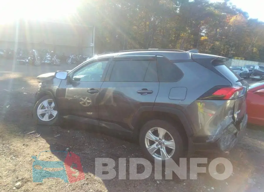 2T3P1RFV6MC189033 Photo# 3