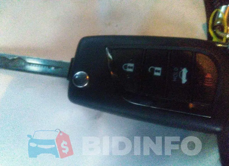 4T1B11HK2JU650777 Photo# 11