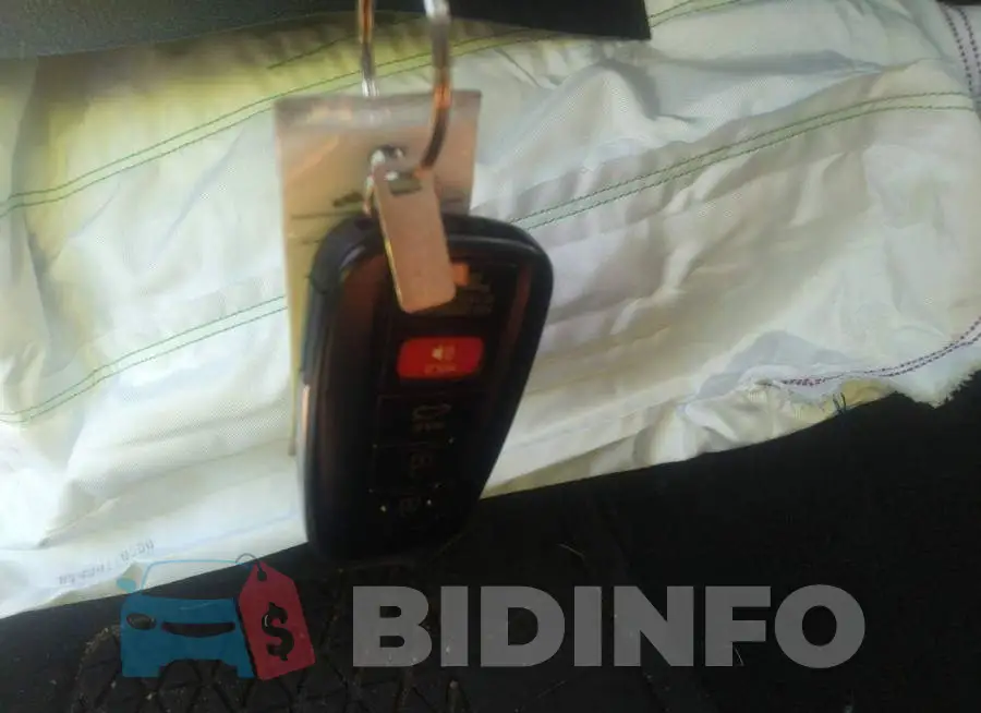 4T1BZ1FBXKU031955 Photo# 11