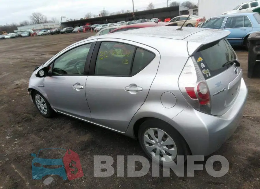 JTDKDTB32D1533439 Photo# 3