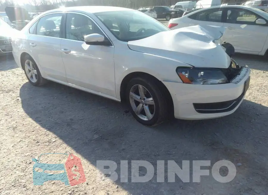 1VWBS7A35EC085196 Photo# 1