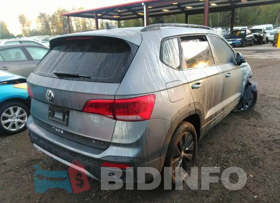 3VVMX7B28NM018479 Photo# 4
