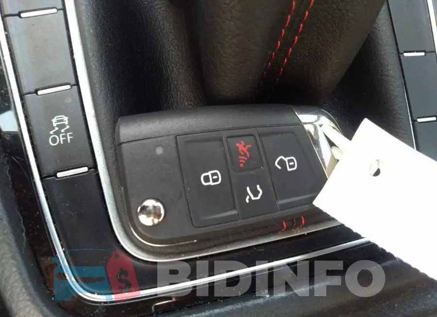3VW5T7AU9KM007162 Photo# 11