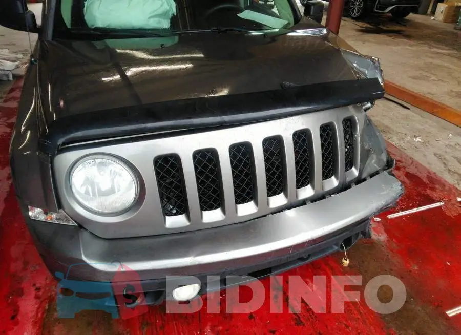 1C4NJRBB6ED501836 Photo# 10
