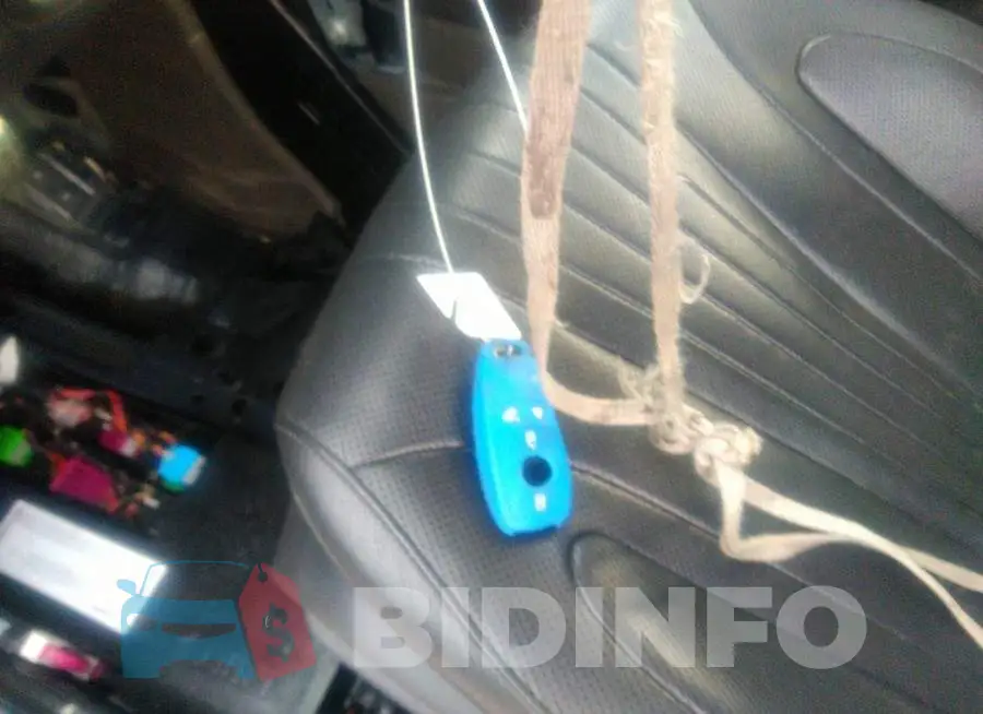 WDD2J5JB3KA040191 Photo# 11