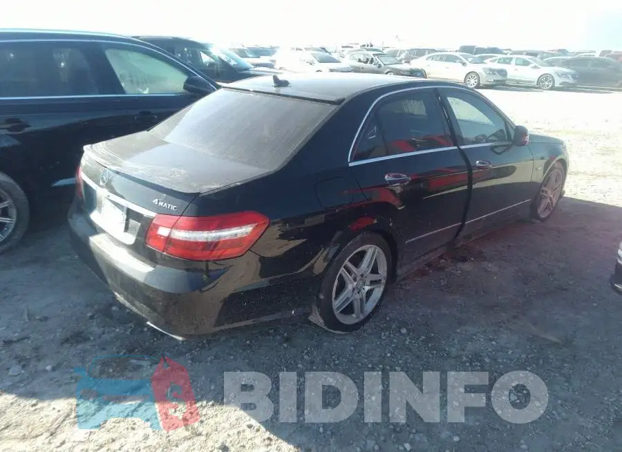 WDDHF8JB1CA612163 Photo# 4