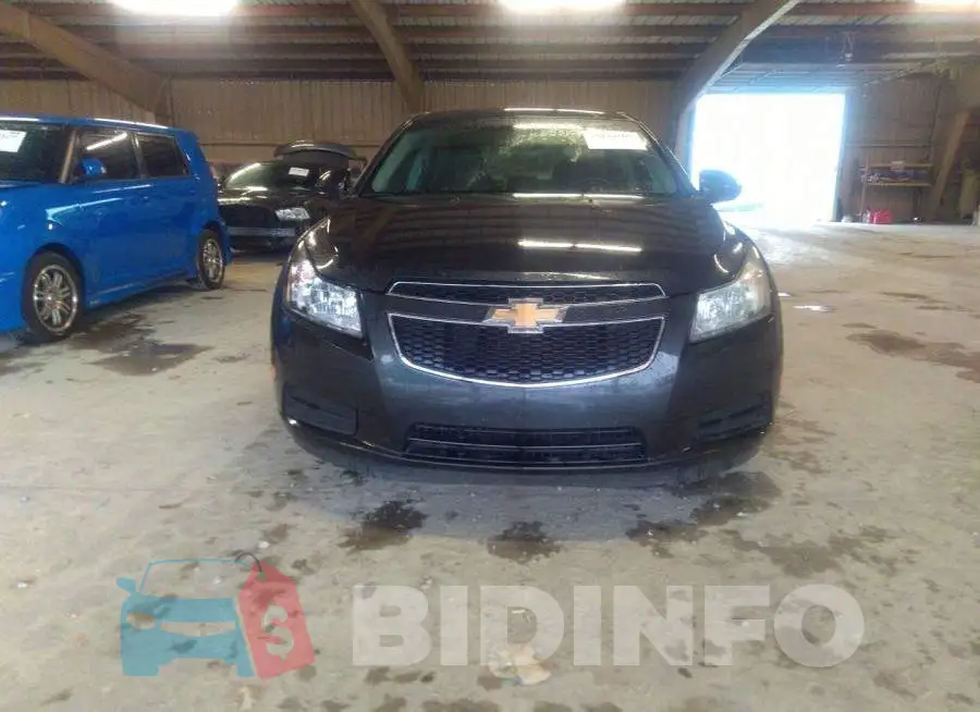 1G1PJ5SC4C7151587 Photo# 6