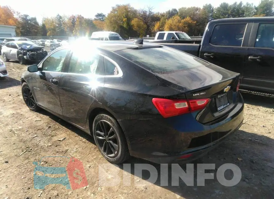 1G1ZD5ST1JF243582 Photo# 3