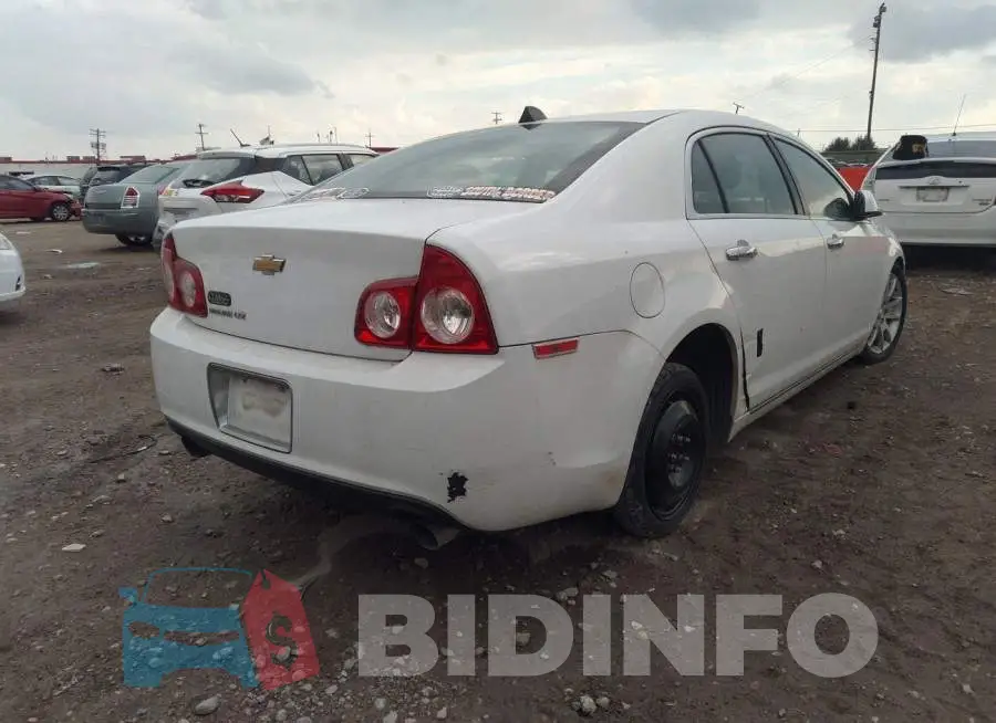 1G1ZG5E77CF142796 Photo# 4
