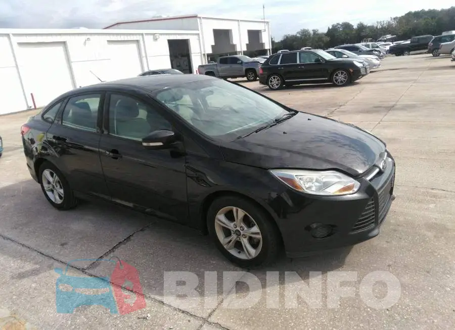 1FADP3F22EL435475 Photo# 1