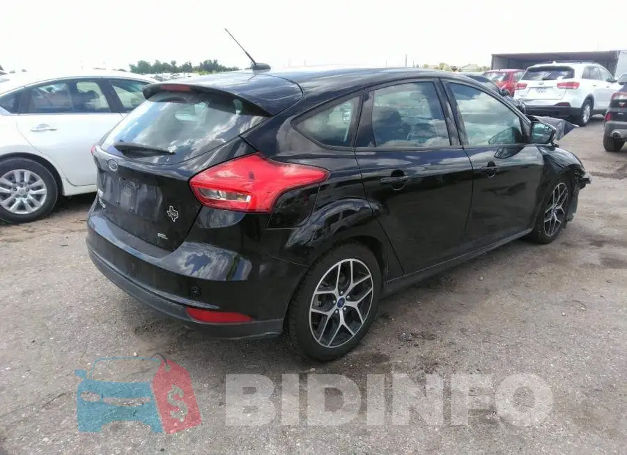 1FADP3M29JL229194 Photo# 4