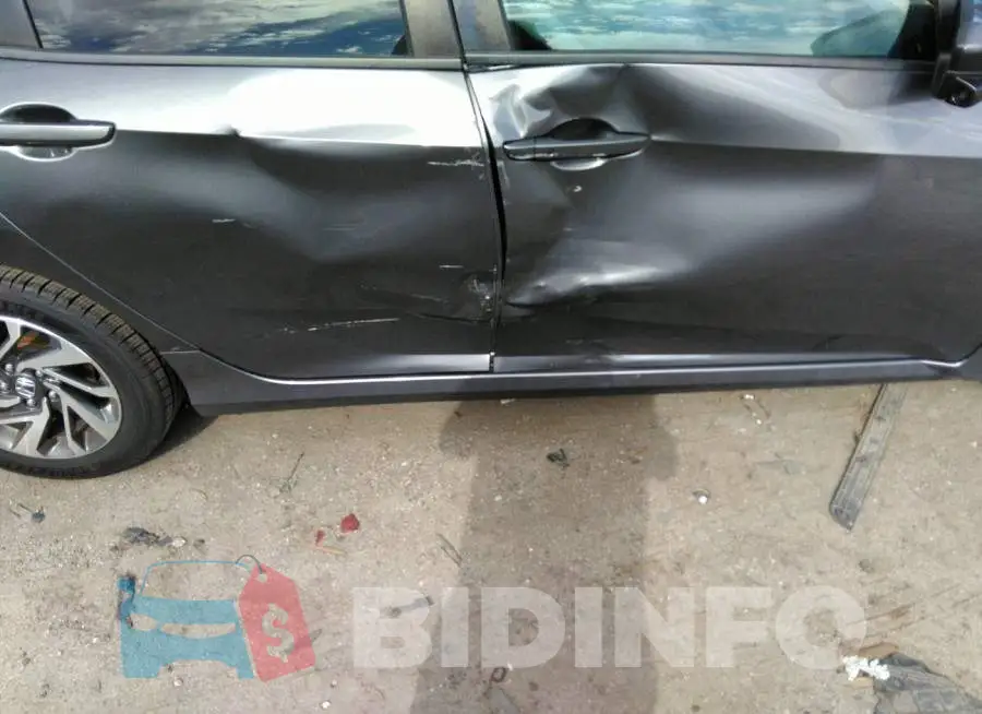 19XFC2F73HE069236 Photo# 6