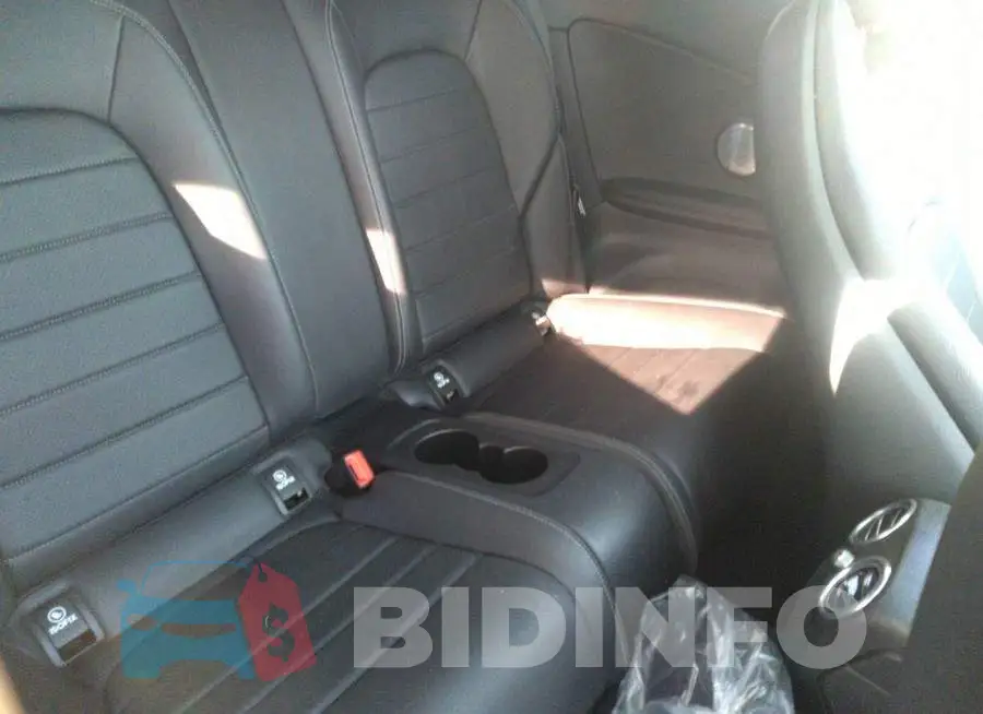 WDDWJ4JB7JF751809 Photo# 8