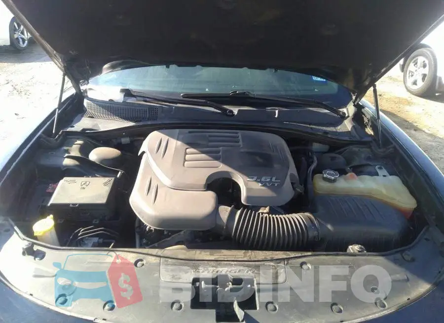 2C3CDXBG3FH856812 Photo# 10