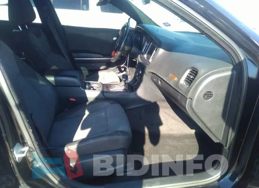 2C3CDXBG3FH856812 Photo# 5