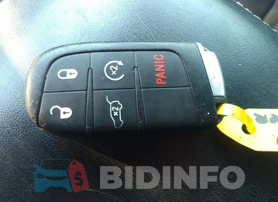 2C3CDXHG1FH744775 Photo# 11