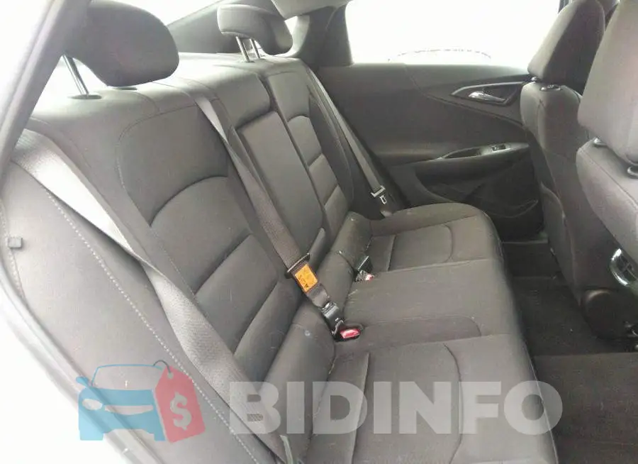 1G1ZD5ST0MF007932 Photo# 8